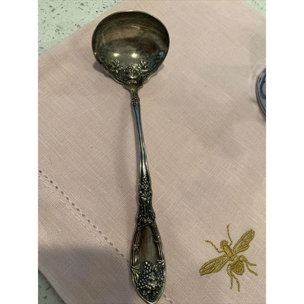 La Vigne by 1881 Rogers Plate Silverplate Gravy Ladle 6 3/4"